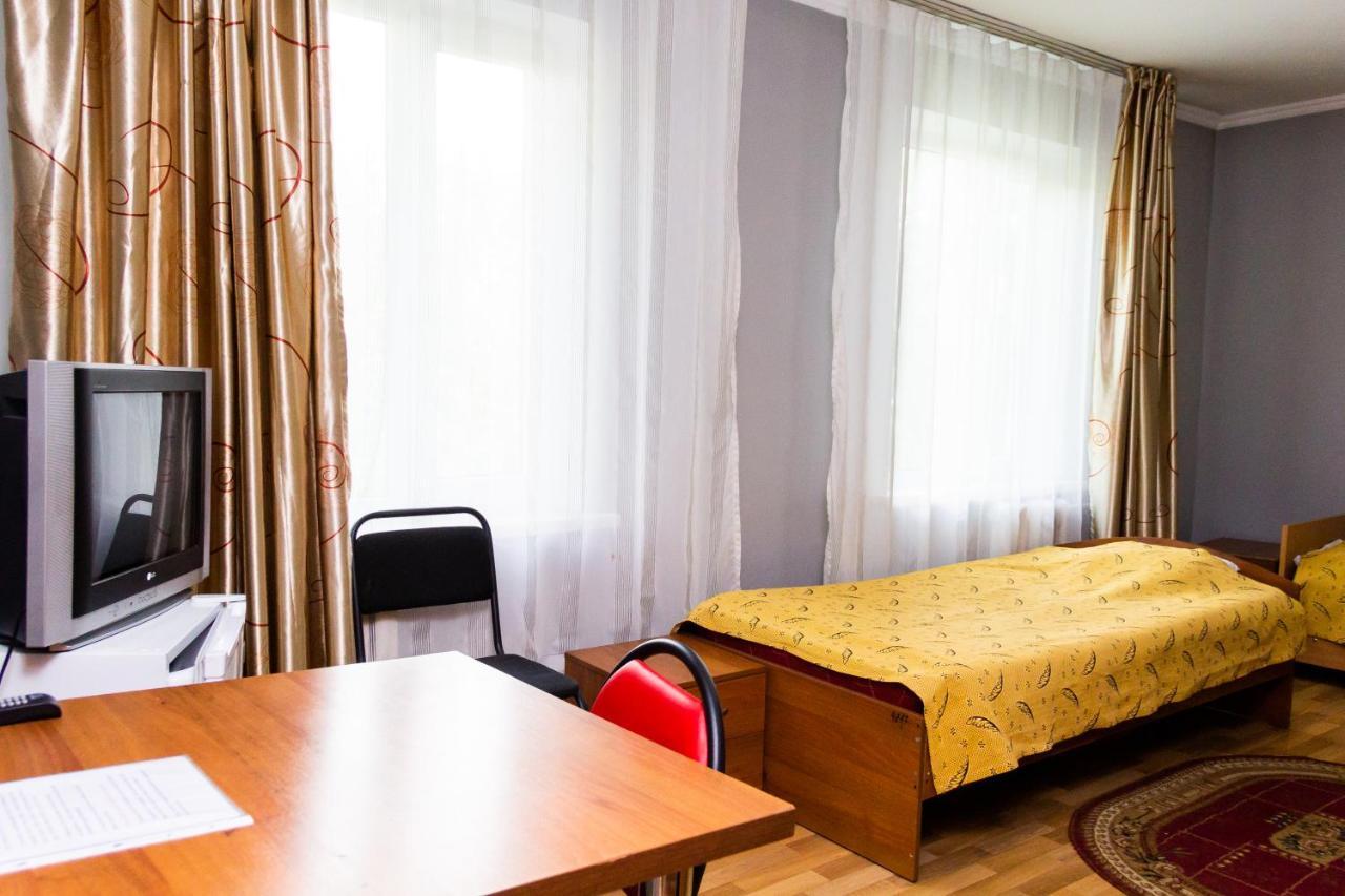 Hotel Tahar Almatı Dış mekan fotoğraf