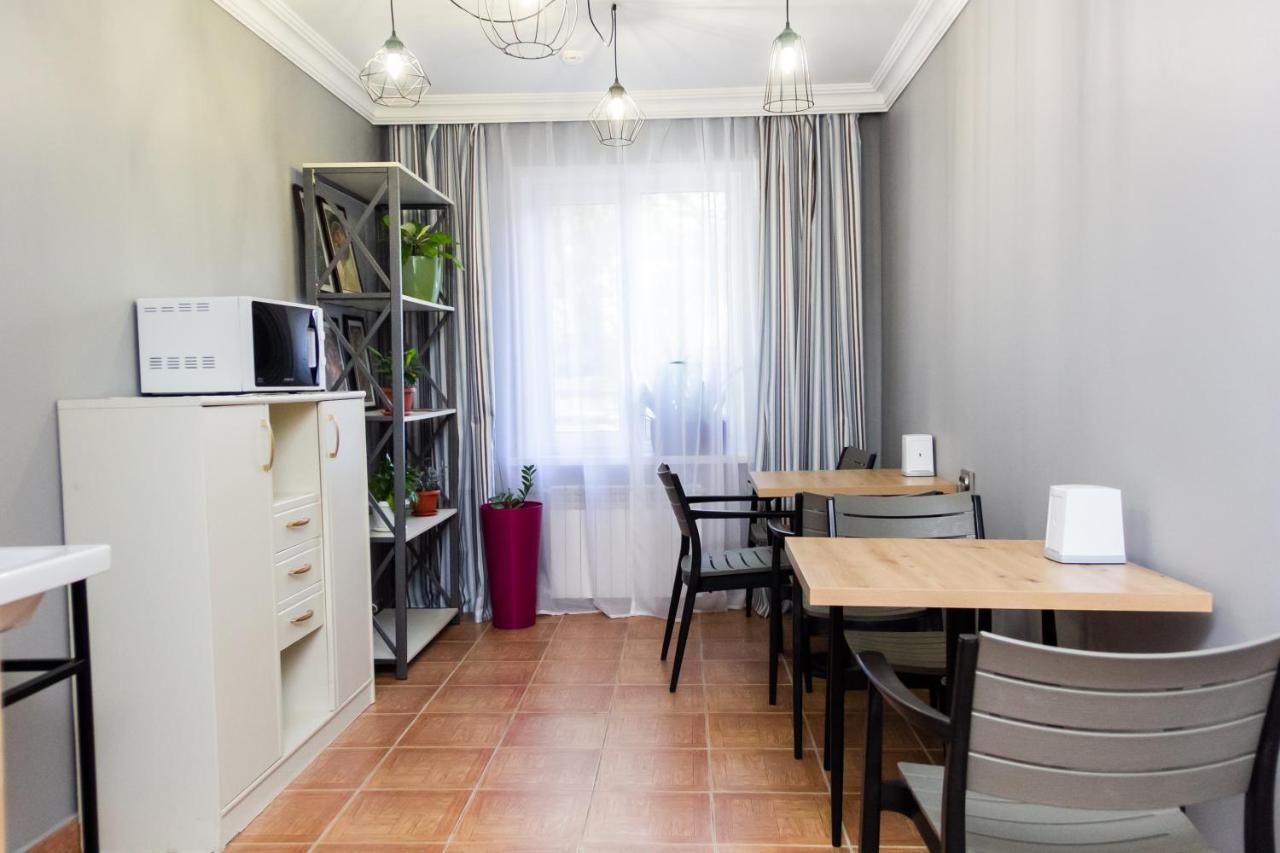 Hotel Tahar Almatı Dış mekan fotoğraf