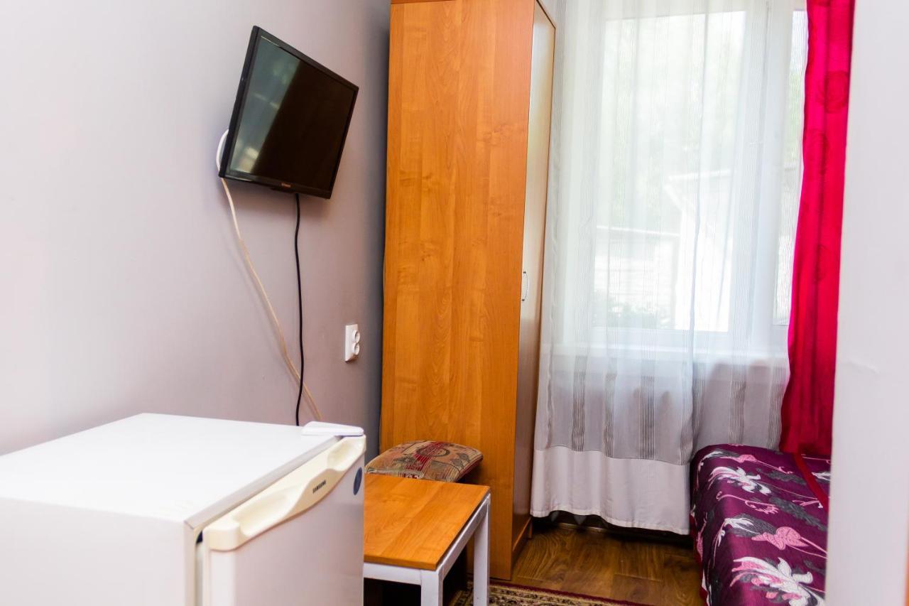 Hotel Tahar Almatı Dış mekan fotoğraf