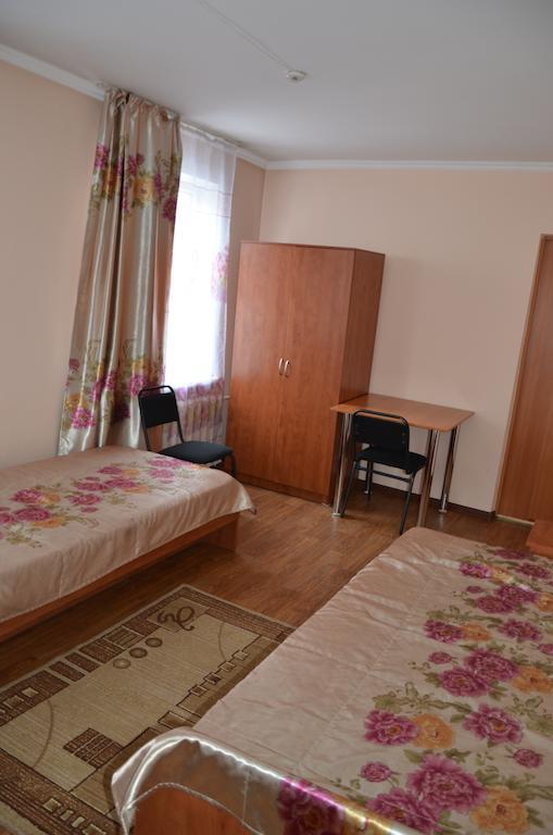 Hotel Tahar Almatı Dış mekan fotoğraf